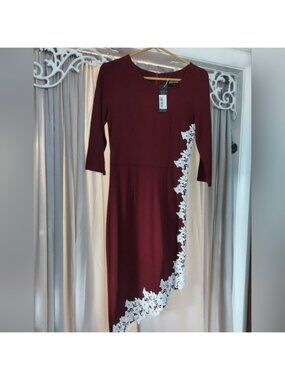 NWT Retro Style Brich Re/White Asymmetric Dress with Lace side and Bottom hem